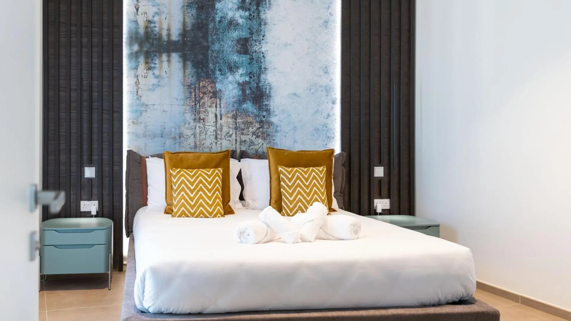 Appartamento Mercury Tower Exclusive 1Br With Rooftop Pool By Arcobnb San Giuliano